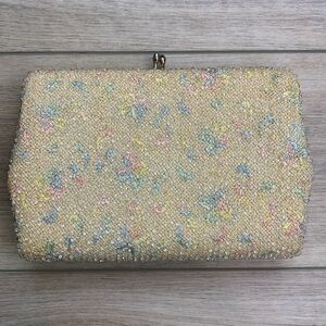 Rare*‎ Vintage Lamured Corde Bead Clutch